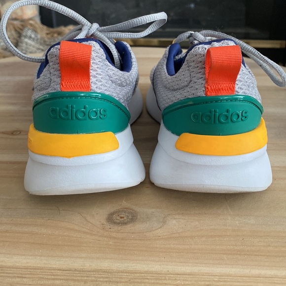 Adidas Racer TR21 Running Shoes, size 4 - Picture 4 of 7
